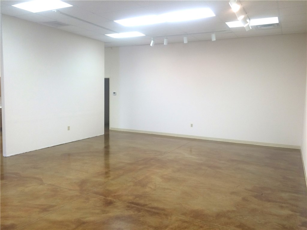 Moody Acres Bentonville - Commercial Lease