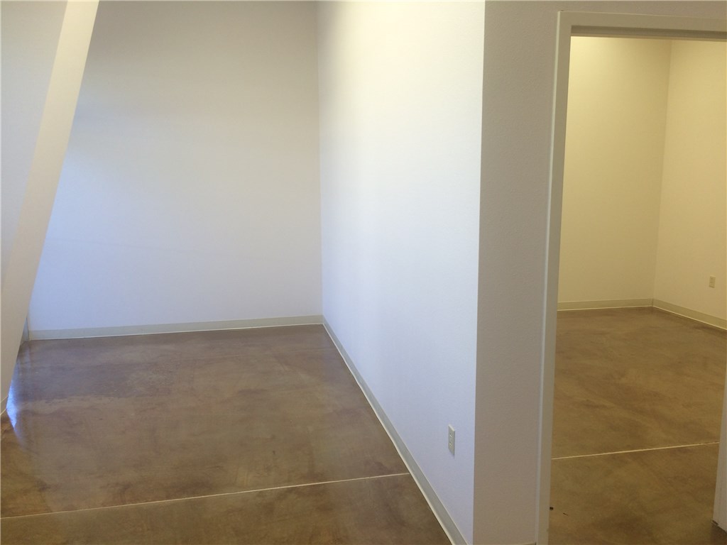 Moody Acres Bentonville - Commercial Lease
