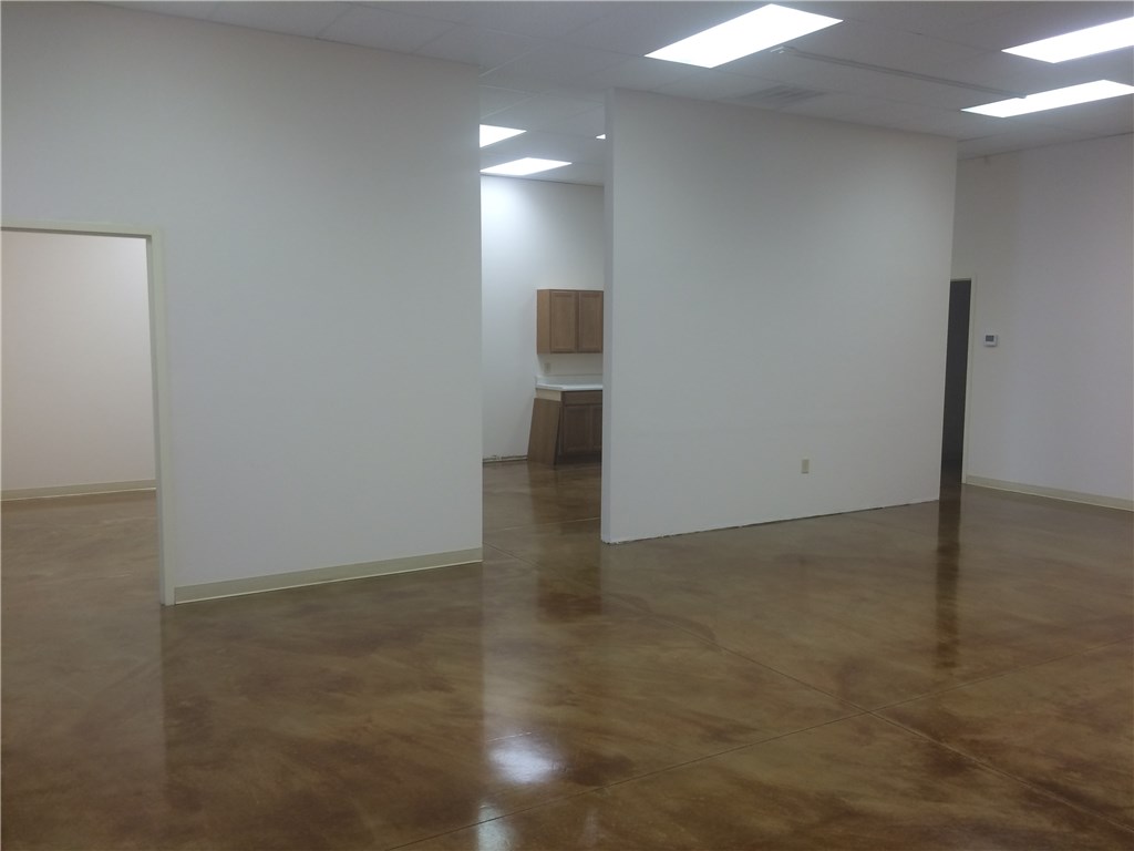 Moody Acres Bentonville - Commercial Lease