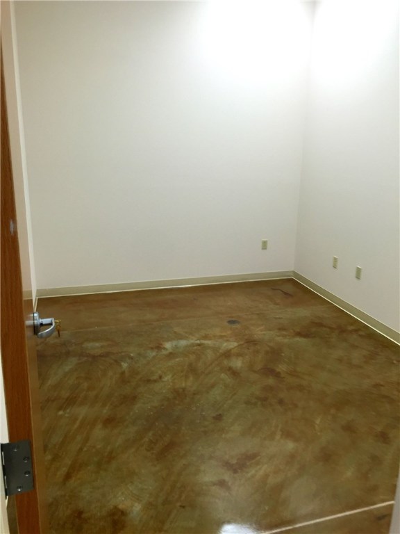 Moody Acres Bentonville - Commercial Lease