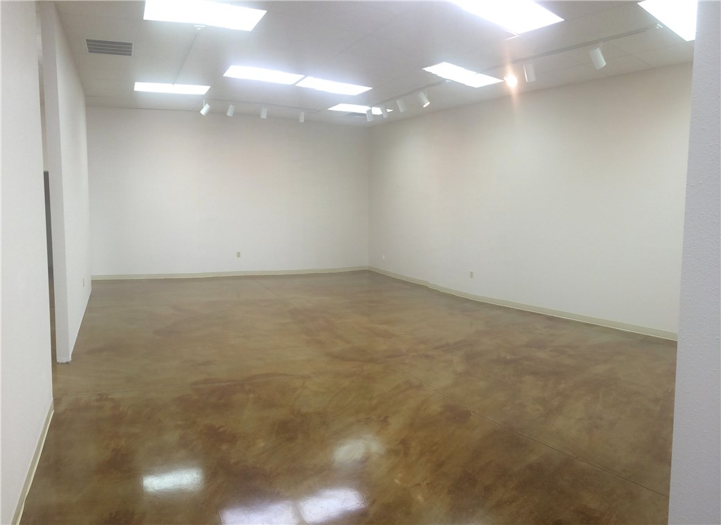 Moody Acres Bentonville - Commercial Lease