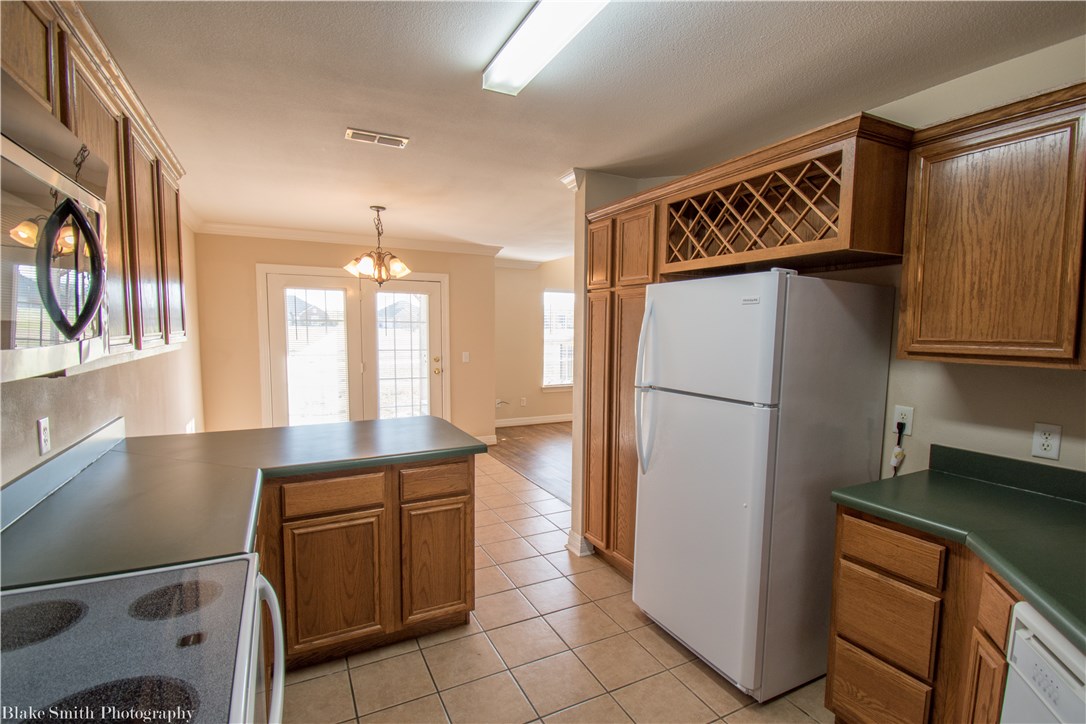 Rose Court-Valley View-Hpr - Residential Lease