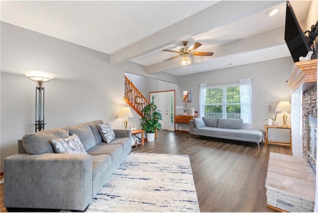 Unit 106 Holiday Island - Residential