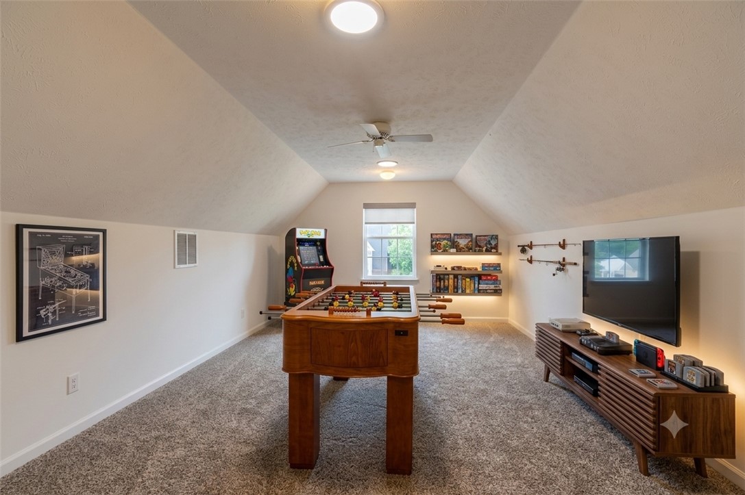 Unit 106 Holiday Island - Residential