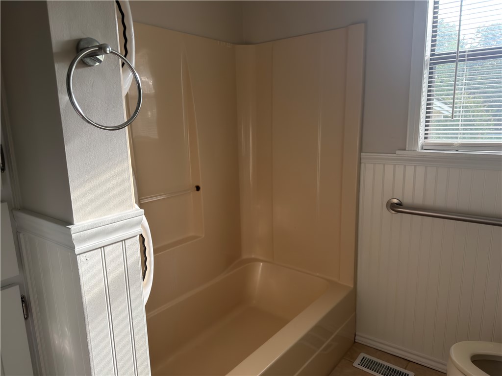 Knoxville 5822 - Residential