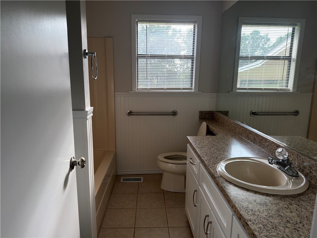 Knoxville 5822 - Residential