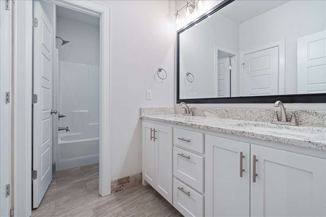 Westridge Village Sub Centerton - Residential