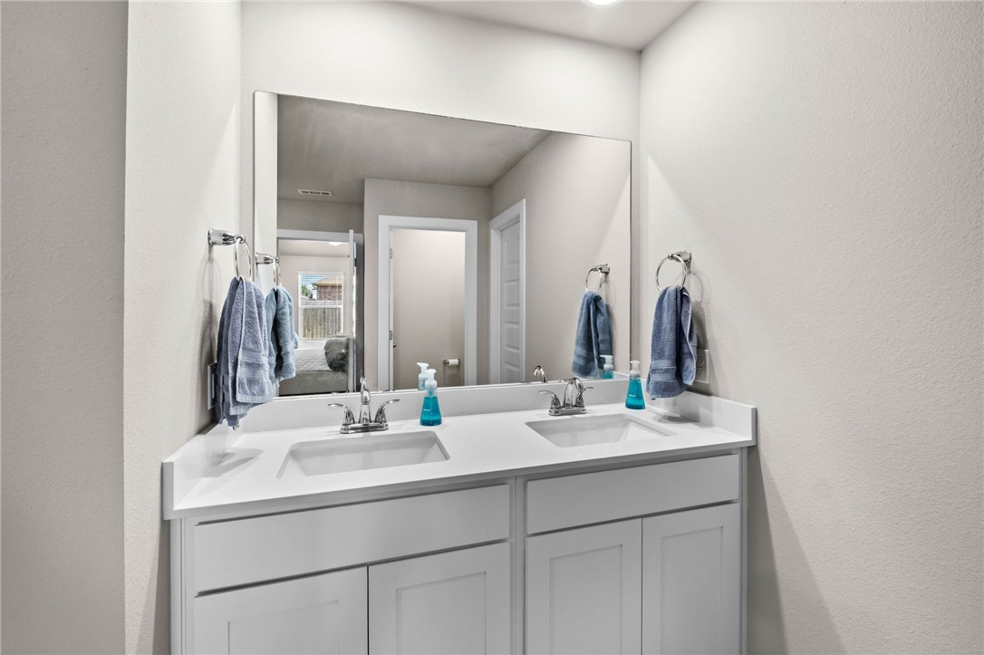 Cottonwood Place Sub Rogers - Residential