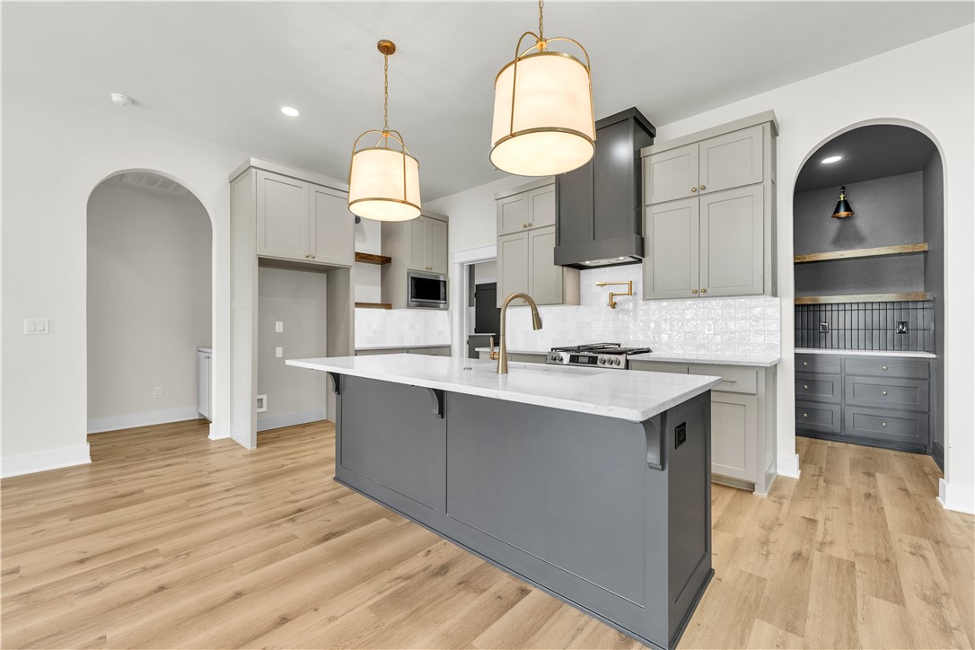 Maloree Woods Add Siloam Spgs - Residential