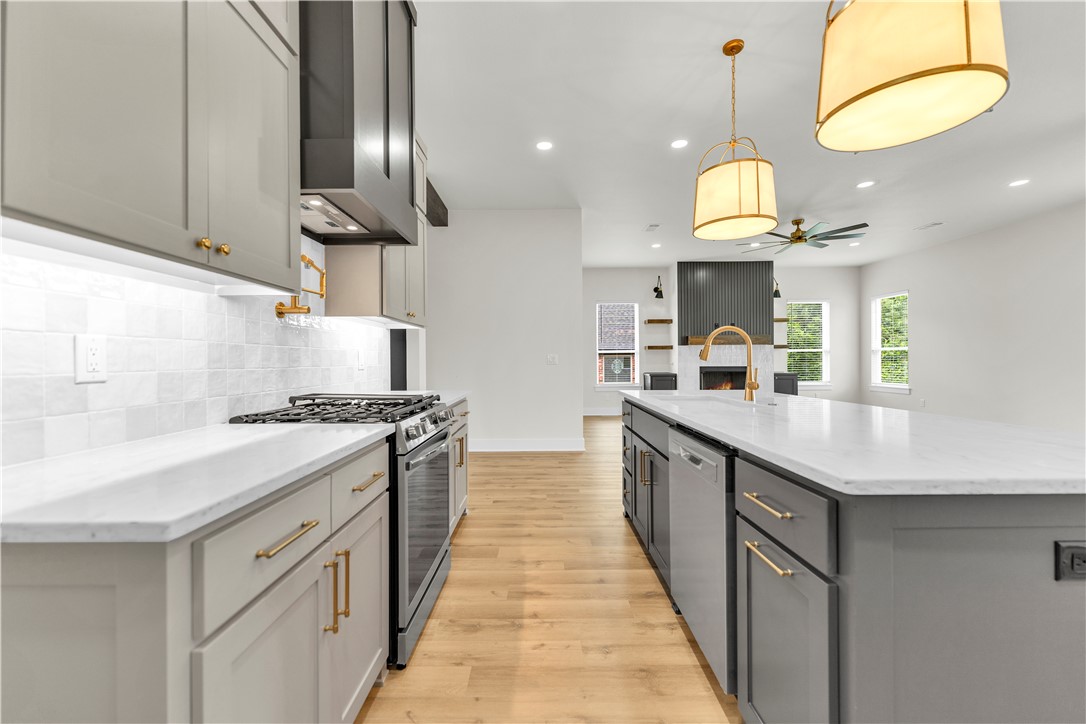 Maloree Woods Add Siloam Spgs - Residential