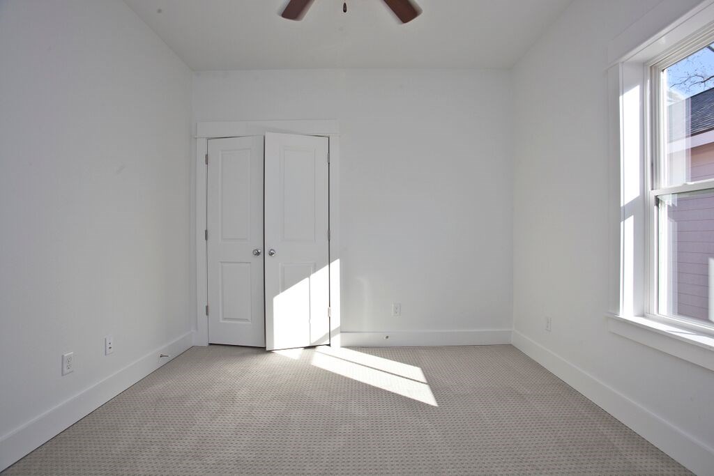 T J Hollands Sub Bentonville - Residential