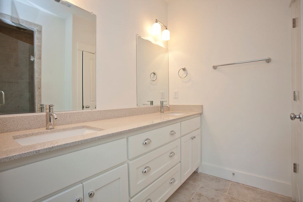 T J Hollands Sub Bentonville - Residential
