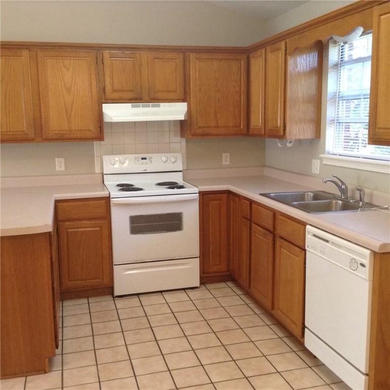 Williams Family Sub Siloam Spgs - Residential Lease