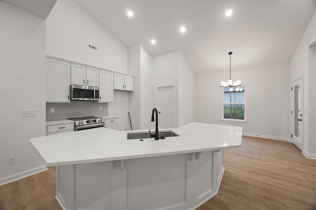Banff Sub-Bvv - Residential Lease
