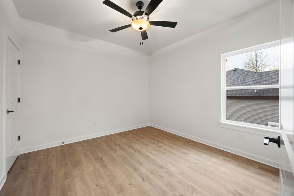 Banff Sub-Bvv - Residential Lease