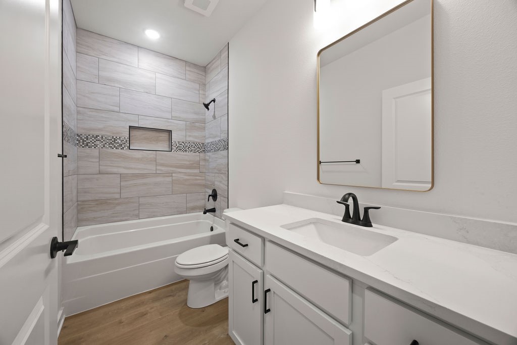 Banff Sub-Bvv - Residential Lease