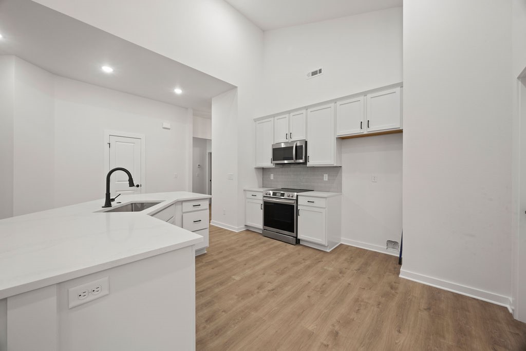 Banff Sub-Bvv - Residential Lease
