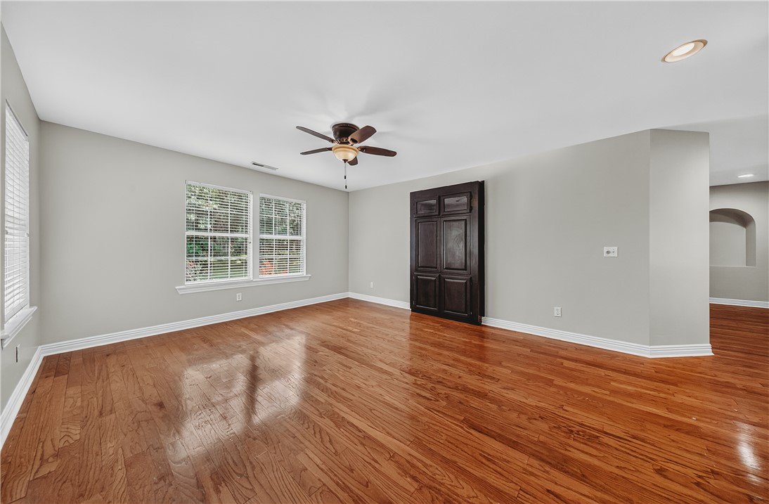 Deerpath Estates Ph I - Residential