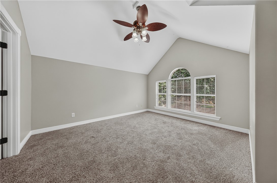 Deerpath Estates Ph I - Residential