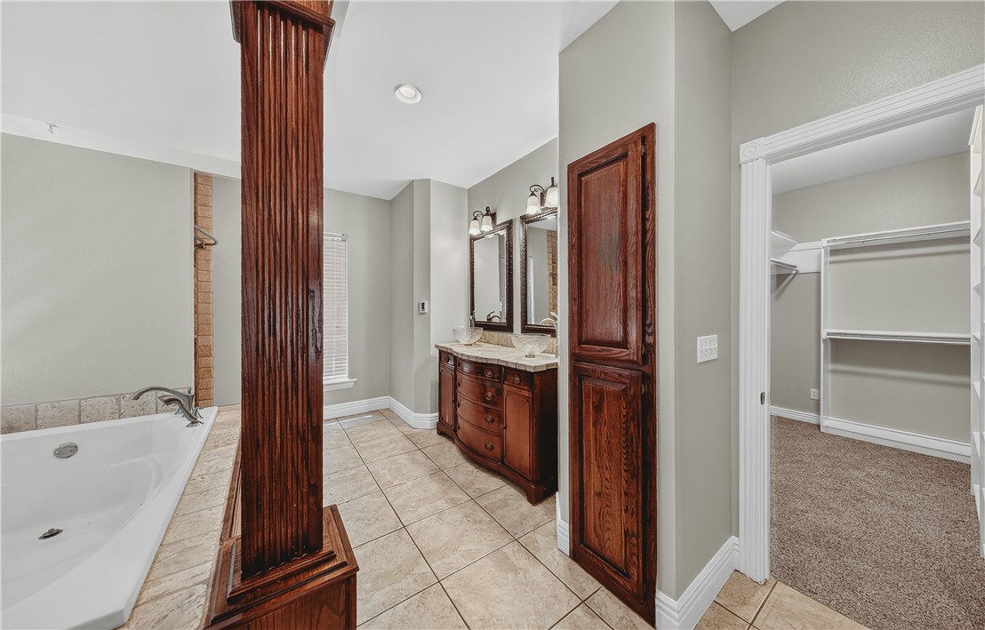 Deerpath Estates Ph I - Residential