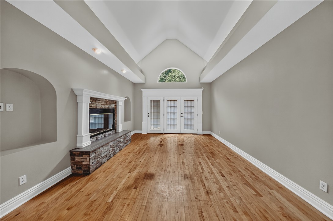 Deerpath Estates Ph I - Residential