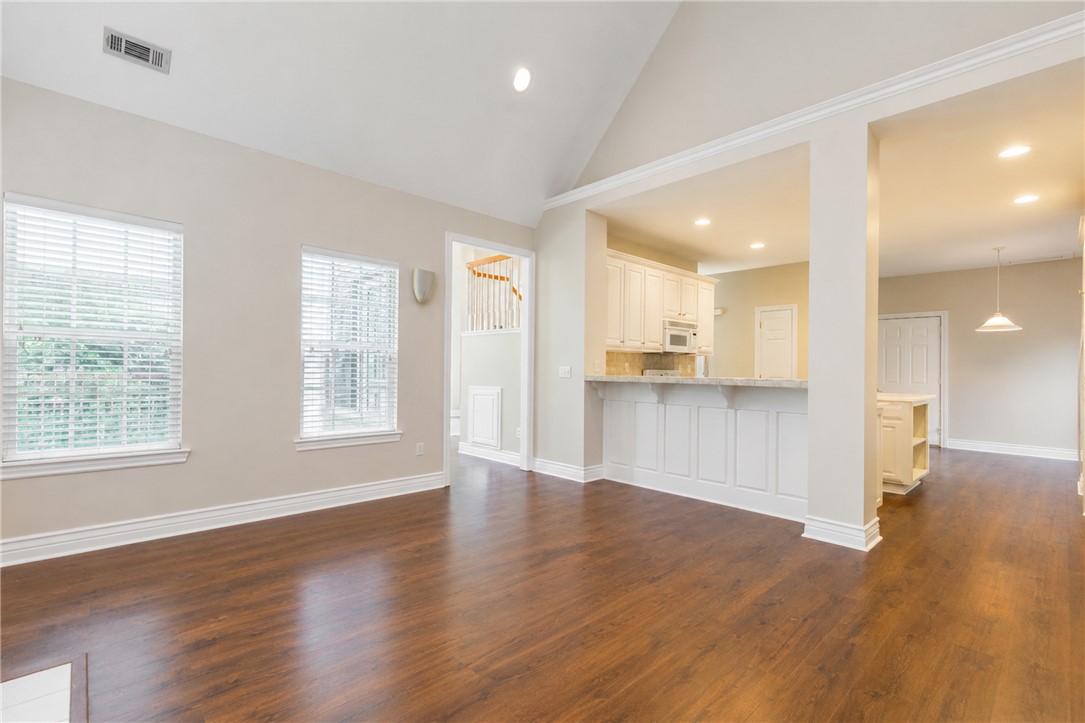 Ridgecrest Meadows Ph 2 Rogers - Residential