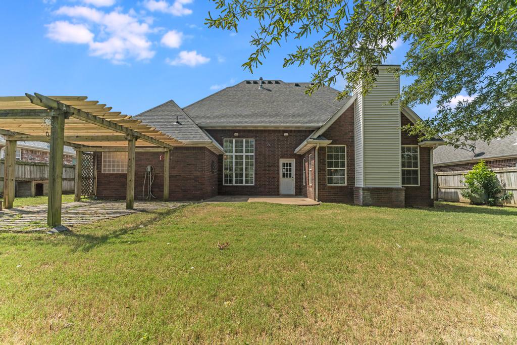 Ridgecrest Meadows Ph 2 Rogers - Residential