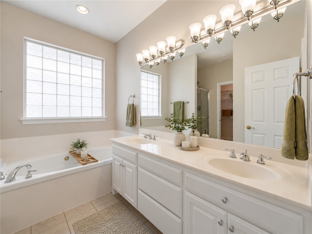 Ridgecrest Meadows Ph 2 Rogers - Residential