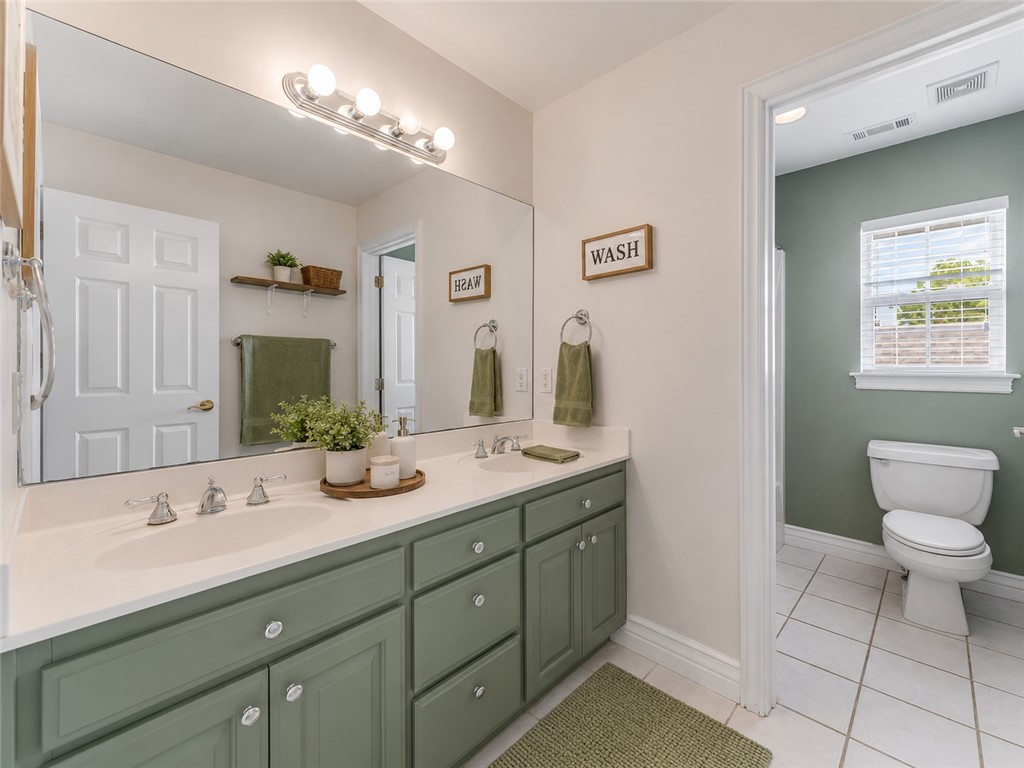 Ridgecrest Meadows Ph 2 Rogers - Residential