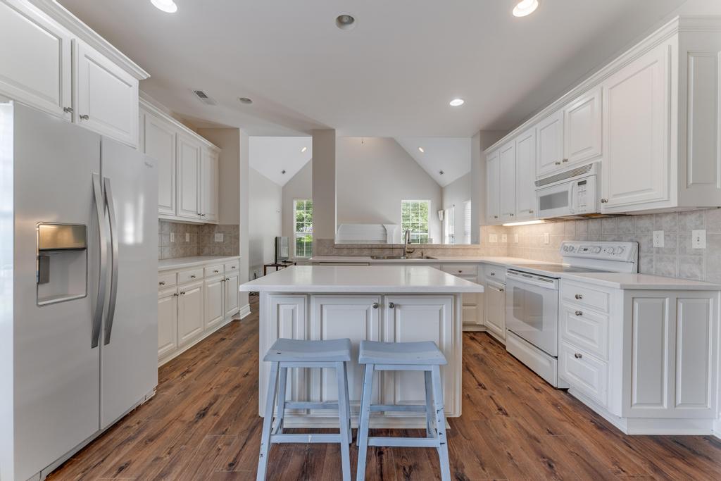 Ridgecrest Meadows Ph 2 Rogers - Residential