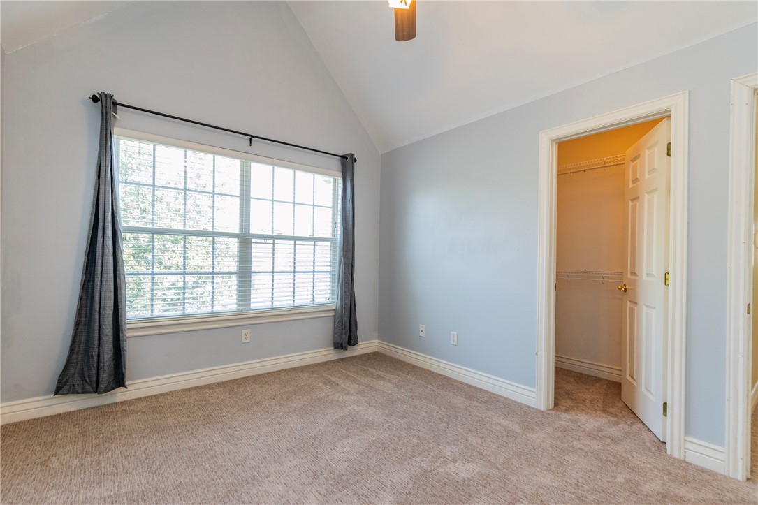 Ridgecrest Meadows Ph 2 Rogers - Residential
