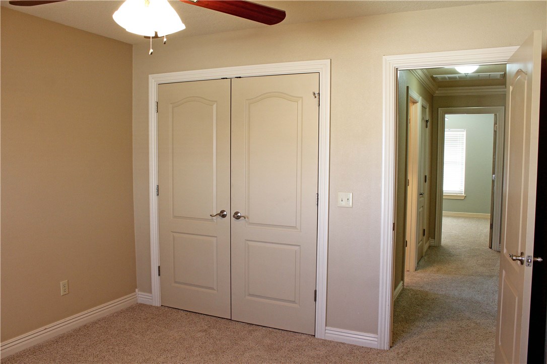 Kensington Hills Centerton - Residential Lease
