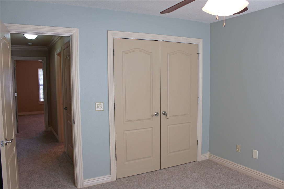 Kensington Hills Centerton - Residential Lease