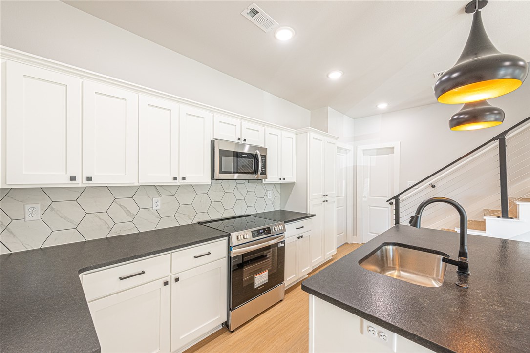 Southern Woods - Residential