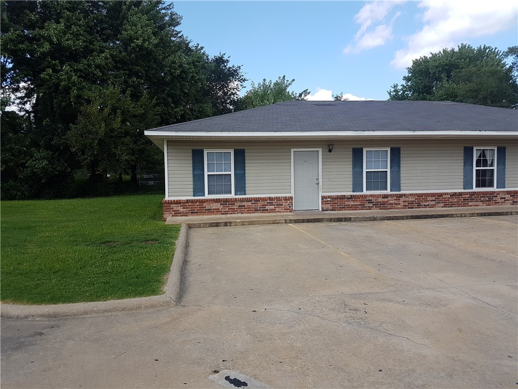 Springdale Outlots - Residential Lease