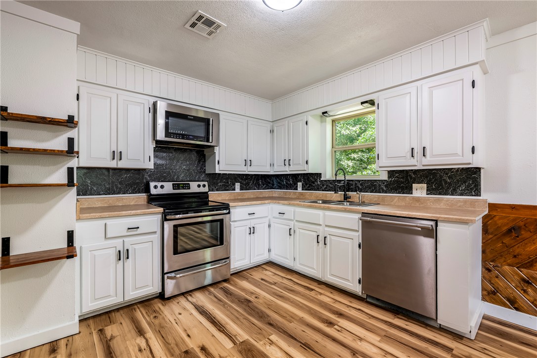 War Eagle Cove Sub - Residential
