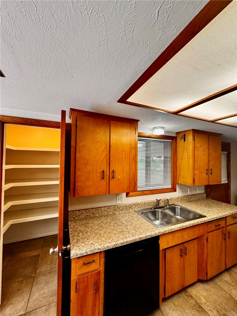 Dutchmans 1st Add Rurban - Residential Lease