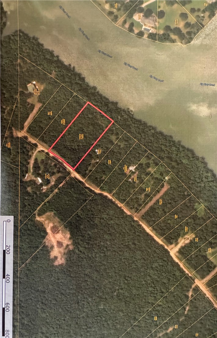 Two lots that overlook Piney Creek are now available. This is the perfect location for a cabin, RV or just a place to camp. Surrounding lands are clean and well maintained. Plat shows each lot is 110 x 350 total of 1.76 acres. Nice View on a bluff lot