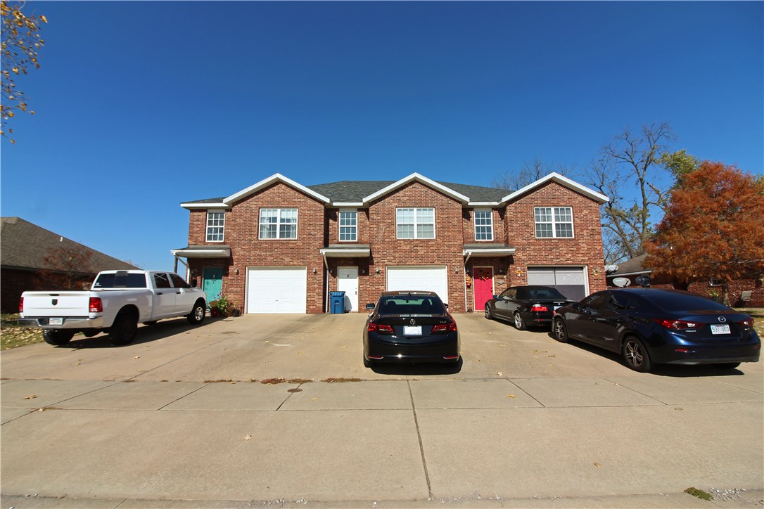 Stonegate Sub Bentonville - Residential Lease