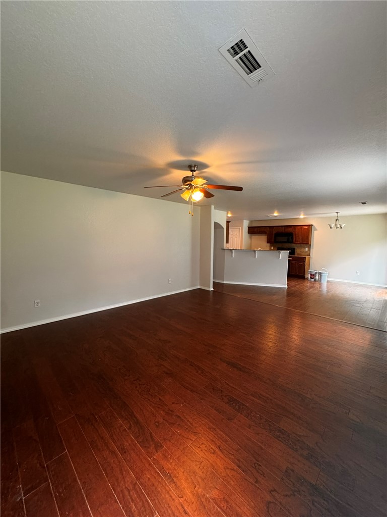 East Creek Place - Residential Lease