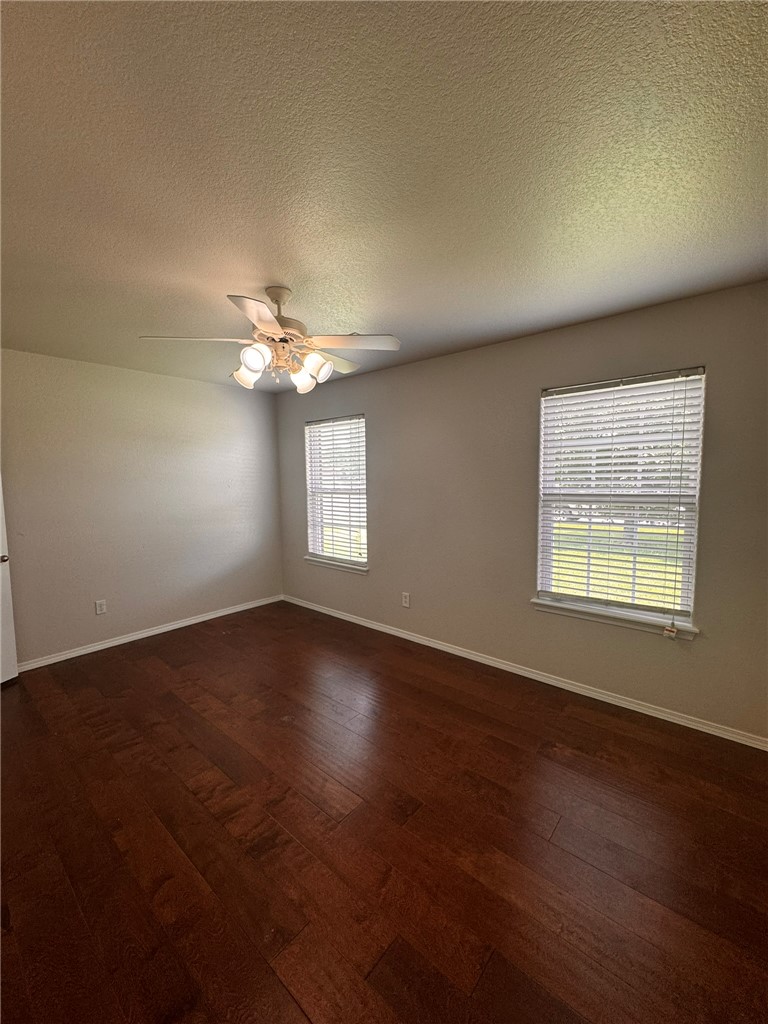 East Creek Place - Residential Lease