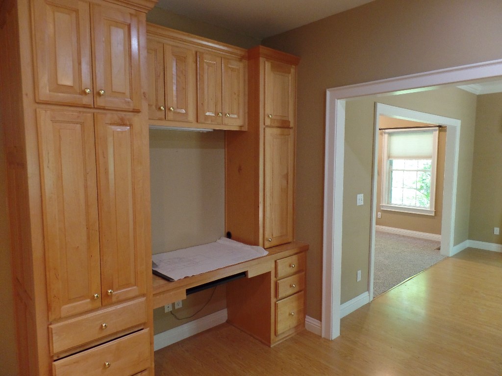 Edgewood Suburban Est-Rurban - Residential