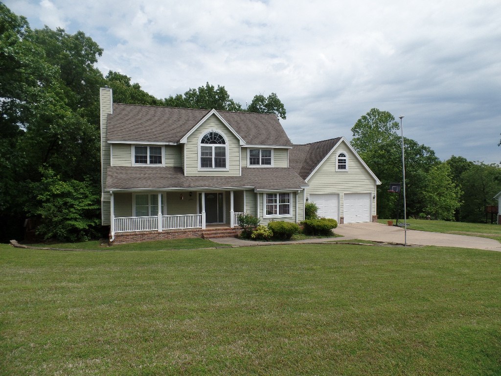 Edgewood Suburban Est-Rurban - Residential