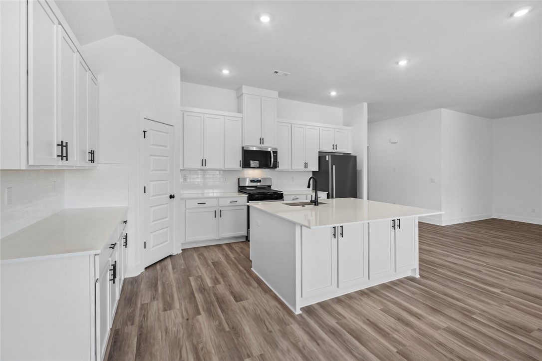 Hillcrest - Residential Lease