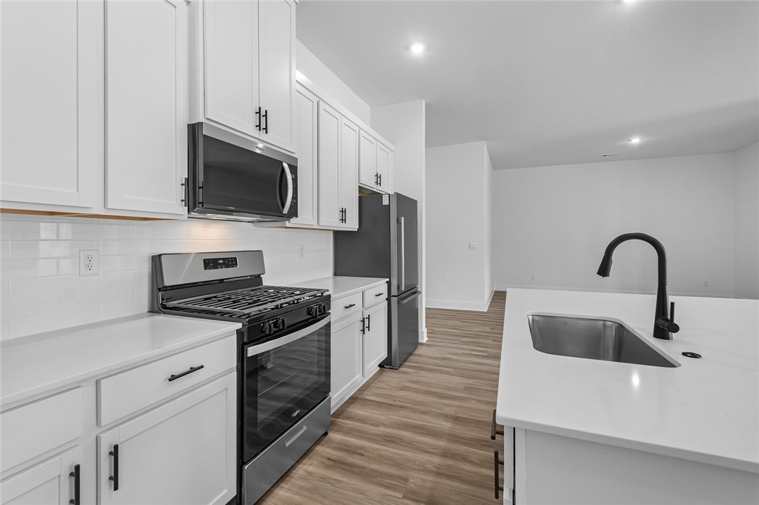 Hillcrest - Residential Lease