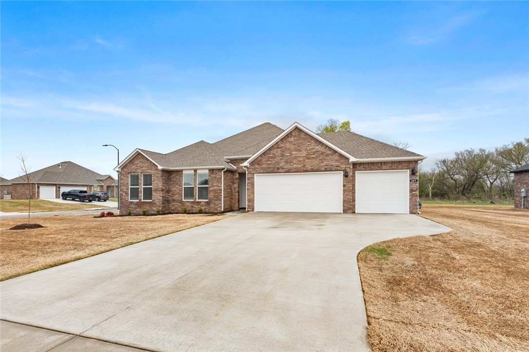 Hillcrest - Residential Lease