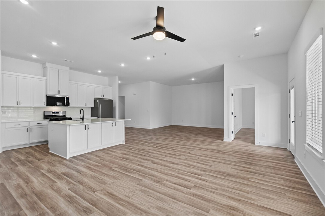 Hillcrest - Residential Lease