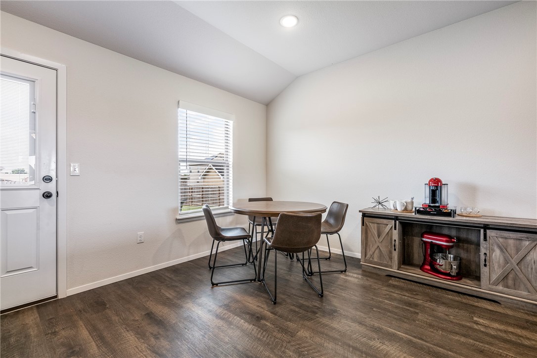 Lakewood Crossing - Residential Lease