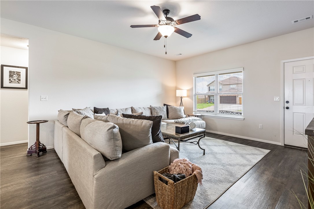 Lakewood Crossing - Residential Lease