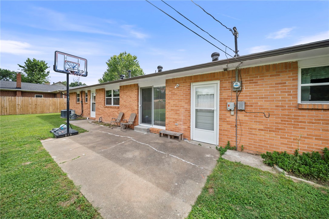 Dandys 2nd - Residential